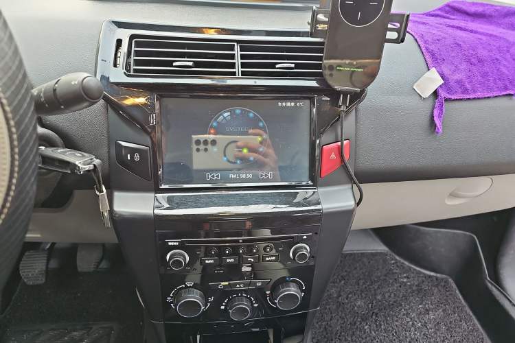 Used Citroen C-Quatre 2016 Classic Sedan 1.6L Manual - Premium Version Audio And AC Panel