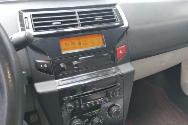 Used Citroen C-Quatre 2016 Classic Sedan 1.6L Automatic Prestige Model Audio And AC Panel
