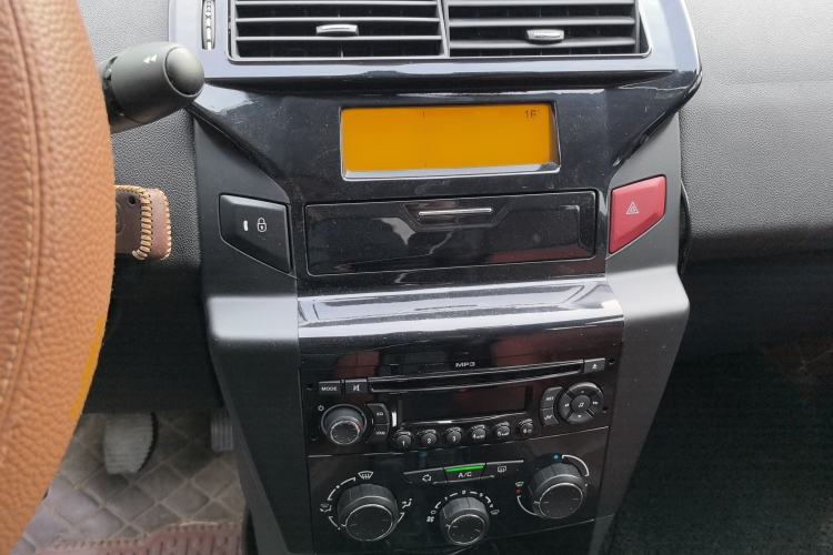Used Citroen C-Quatre 2016 Classic Sedan 1.6L Manual - Premium Version Audio And AC Panel