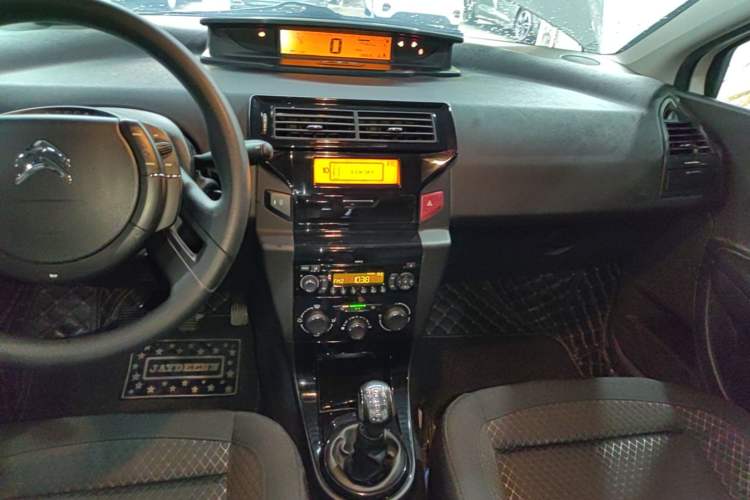Used Citroen C-Quatre 2016 Classic Sedan 1.6L Manual - Premium Version Audio And AC Panel