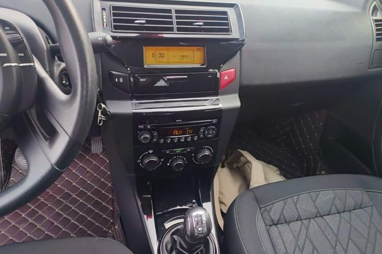 Used Citroen C-Quatre 2016 Classic Sedan 1.6L Manual - Premium Version Audio And AC Panel