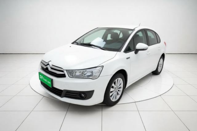 Ojetý Citroen C-Quatre 2016 Classic Sedan 1.6L Manual - Premium Version