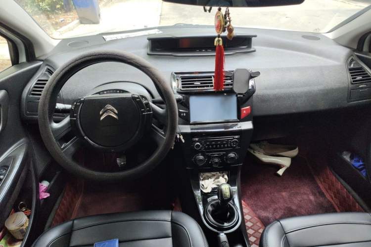 Used Citroen C-Quatre 2016 Classic Sedan 1.6L Manual - Premium Version Center Console