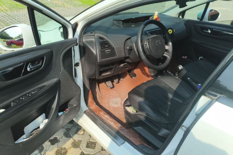 Used Citroen C-Quatre 2016 Classic Sedan 1.6L Manual - Premium Version Driver Seat