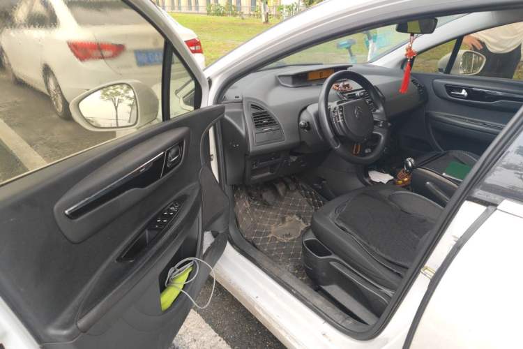 Used Citroen C-Quatre 2016 Classic Sedan 1.6L Manual - Premium Version Driver Seat