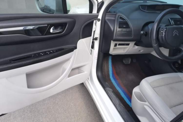 Used Citroen C-Quatre 2016 Classic Sedan 1.6L Automatic Prestige Model Driver Seat