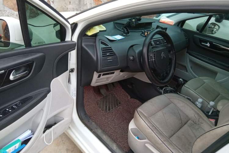 Used Citroen C-Quatre 2016 Classic Sedan 1.6L Manual Tech Edition Driver Seat