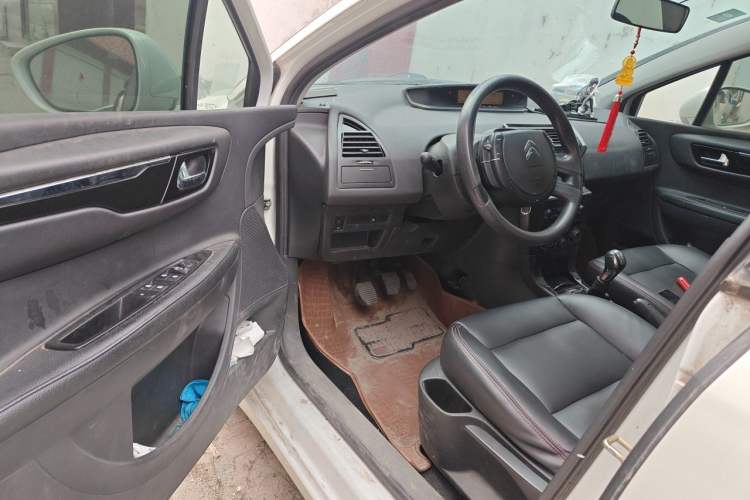 Used Citroen C-Quatre 2016 Classic Sedan 1.6L Manual - Premium Version Driver Seat