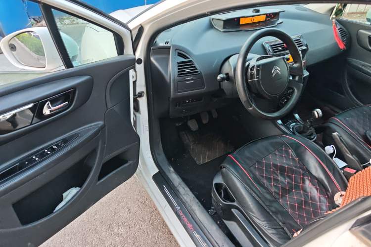 Used Citroen C-Quatre 2016 Classic Sedan 1.6L Manual CNG Driver Seat