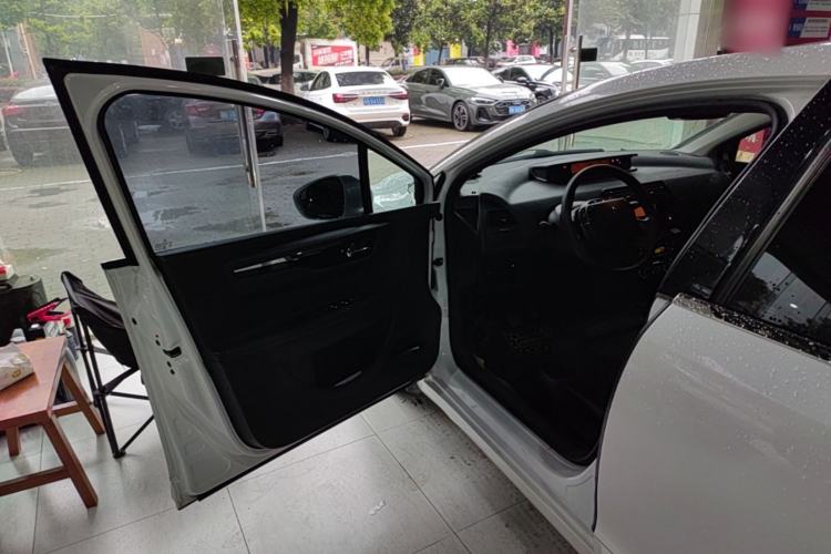 Used Citroen C-Quatre 2016 Classic Sedan 1.6L Manual - Premium Version Driver Seat