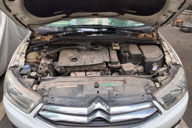 Used Citroen C-Quatre 2016 Classic Sedan 1.6L Manual CNG Engine Bay