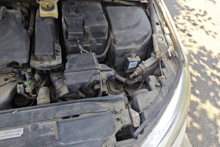Used Citroen C-Quatre 2016 Classic Sedan 1.6L Manual CNG Engine Bay Left