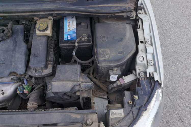 Used Citroen C-Quatre 2016 Classic Sedan 1.6L Manual CNG Engine Bay Left