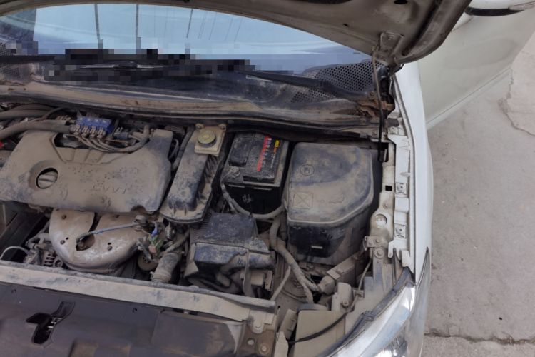 Used Citroen C-Quatre 2016 Classic Sedan 1.6L Manual CNG Engine Bay Left
