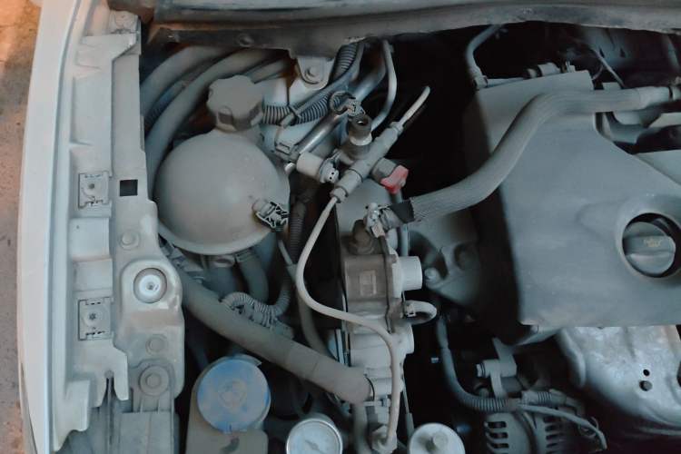 Used Citroen C-Quatre 2016 Classic Sedan 1.6L Manual CNG Engine Bay Right