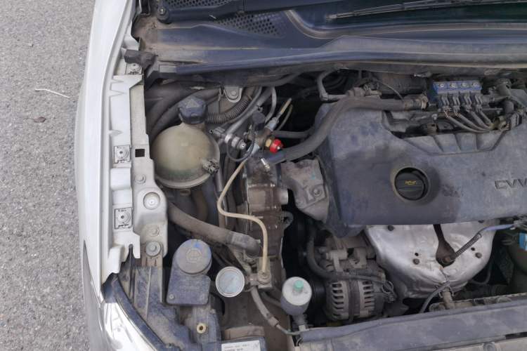 Used Citroen C-Quatre 2016 Classic Sedan 1.6L Manual CNG Engine Bay Right