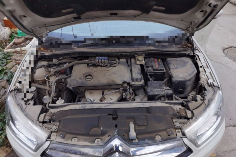 Used Citroen C-Quatre 2016 Classic Sedan 1.6L Manual CNG Engine Bay