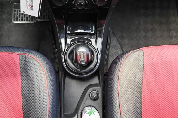 Used Citroen C-Quatre 2016 Classic Sedan 1.6L Manual - Premium Version Gear Lever