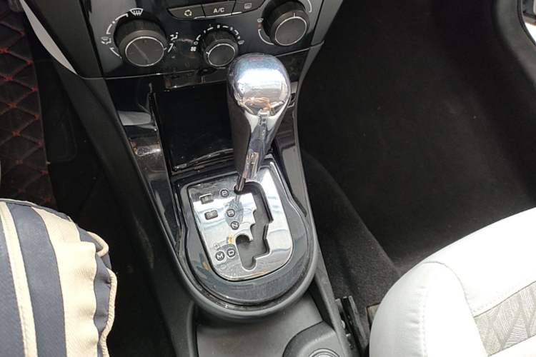 Used Citroen C-Quatre 2016 Classic Sedan 1.6L Automatic Prestige Model Gear Lever