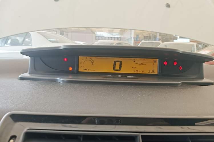 Used Citroen C-Quatre 2016 Classic Sedan 1.6L Manual - Premium Version Instrument Cluster