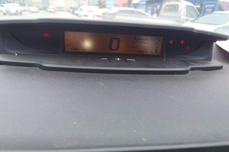 Used Citroen C-Quatre 2016 Classic Sedan 1.6L Manual CNG Instrument Cluster