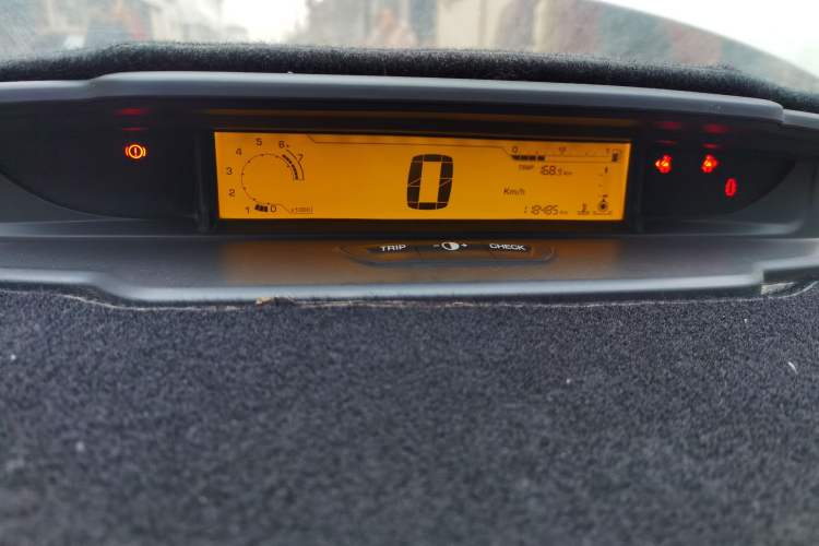 Used Citroen C-Quatre 2016 Classic Sedan 1.6L Manual CNG Instrument Cluster