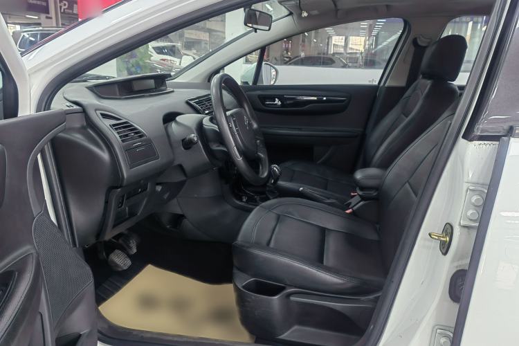 Used Citroen C-Quatre 2016 Classic Sedan 1.6L Manual - Premium Version Interior 2