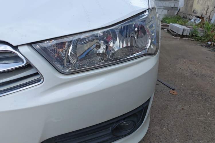 Used Citroen C-Quatre 2016 Classic Sedan 1.6L Manual - Premium Version Left Front Headlight