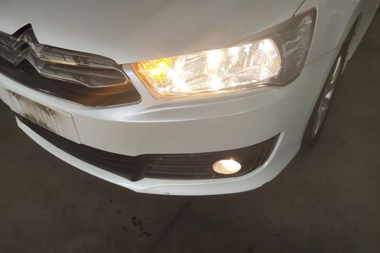 Used Citroen C-Quatre 2016 Classic Sedan 1.6L Manual - Premium Version Left Front Headlight