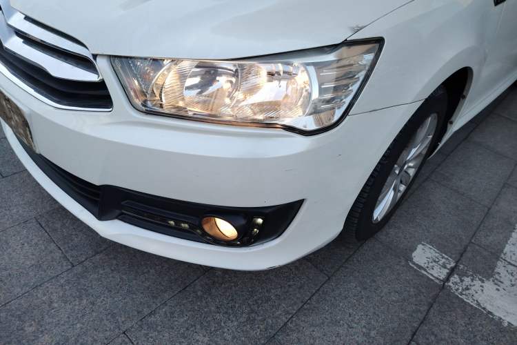 Used Citroen C-Quatre 2016 Classic Sedan 1.6L Manual - Premium Version Left Front Headlight