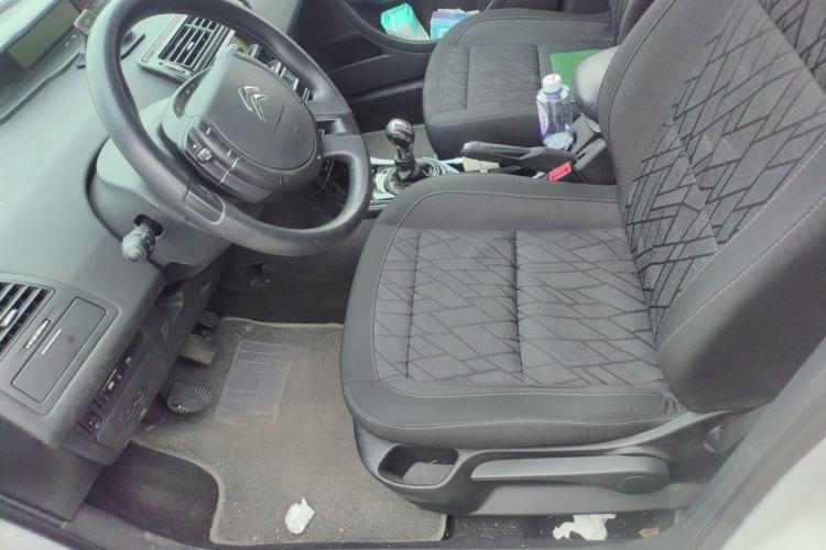 Used Citroen C-Quatre 2016 Classic Sedan 1.6L Manual CNG Left Front Seat