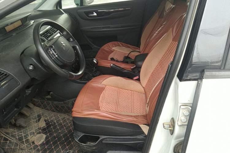 Used Citroen C-Quatre 2016 Classic Sedan 1.6L Manual - Premium Version Left Front Seat