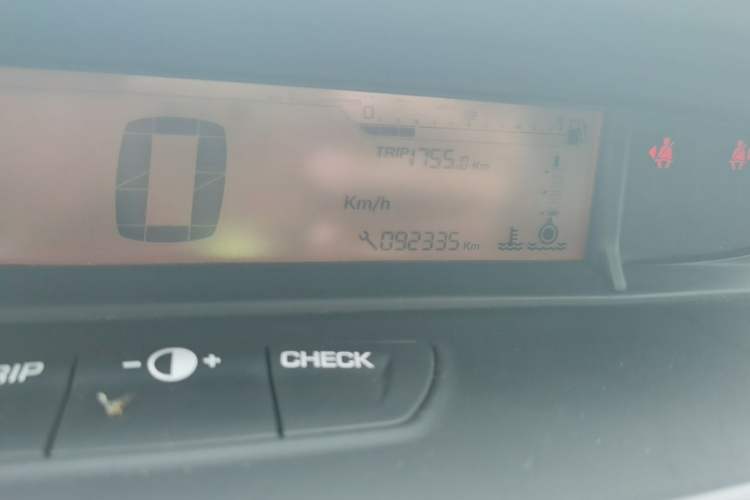 Used Citroen C-Quatre 2016 Classic Sedan 1.6L Manual - Premium Version Odometer Close Up