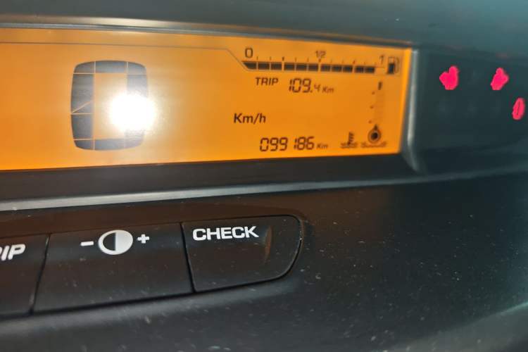 Used Citroen C-Quatre 2016 Classic Sedan 1.6L Automatic Prestige Model Odometer Close Up