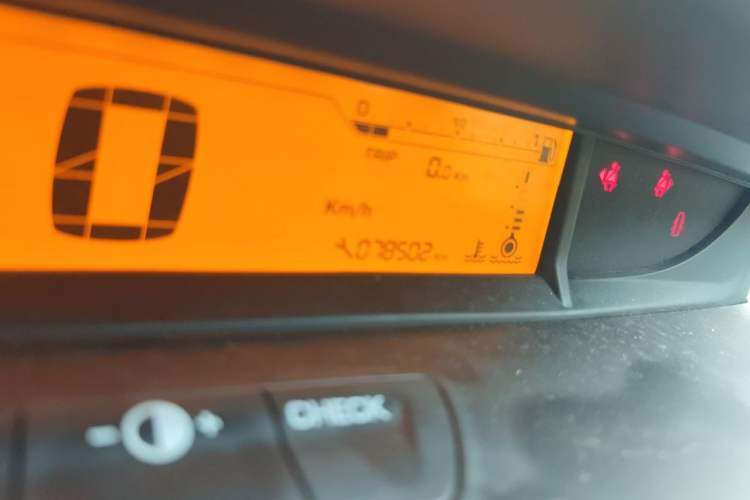 Used Citroen C-Quatre 2016 Classic Sedan 1.6L Manual - Premium Version Odometer Close Up