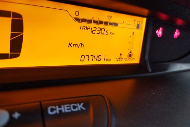 Used Citroen C-Quatre 2016 Classic Sedan 1.6L Manual - Premium Version Odometer Close Up