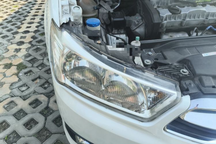 Used Citroen C-Quatre 2016 Classic Sedan 1.6L Manual - Premium Version Right Front Headlight