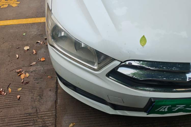Used Citroen C-Quatre 2016 Classic Sedan 1.6L Manual - Premium Version Right Front Headlight