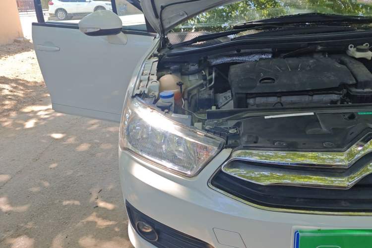 Used Citroen C-Quatre 2016 Classic Sedan 1.6L Manual - Premium Version Right Front Headlight
