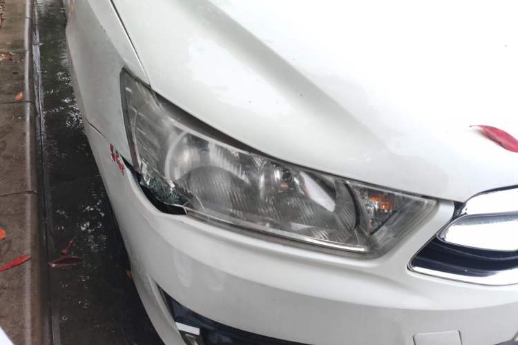 Used Citroen C-Quatre 2016 Classic Sedan 1.6L Manual - Premium Version Right Front Headlight