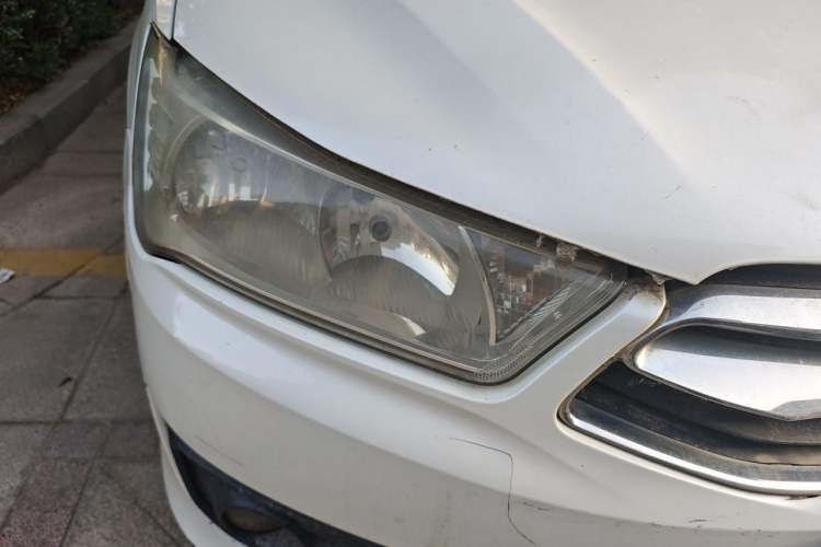 Used Citroen C-Quatre 2016 Classic Sedan 1.6L Manual CNG Right Front Headlight