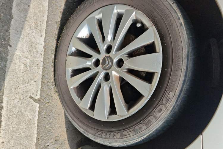 Used Citroen C-Quatre 2016 Classic Sedan 1.6L Manual - Premium Version Right Front Wheel Hub