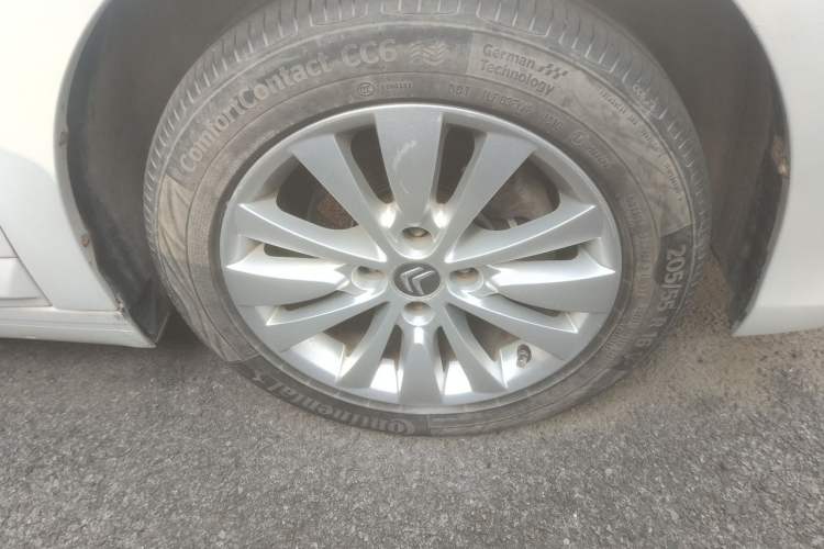 Used Citroen C-Quatre 2016 Classic Sedan 1.6L Manual - Premium Version Right Front Wheel Hub