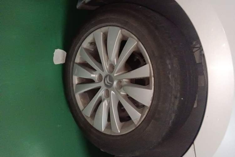 Used Citroen C-Quatre 2016 Classic Sedan 1.6L Automatic Prestige Model Right Front Wheel Hub