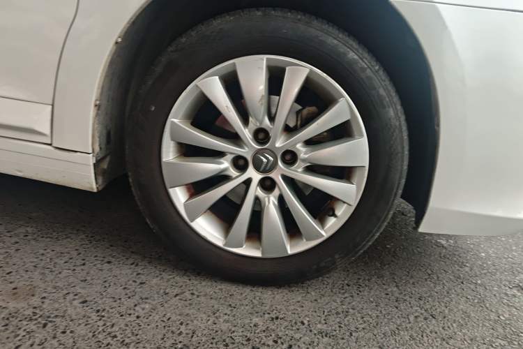 Used Citroen C-Quatre 2016 Classic Sedan 1.6L Automatic Prestige Model Right Front Wheel Hub