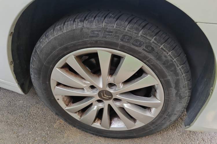 Used Citroen C-Quatre 2016 Classic Sedan 1.6L Manual - Premium Version Right Front Wheel Hub
