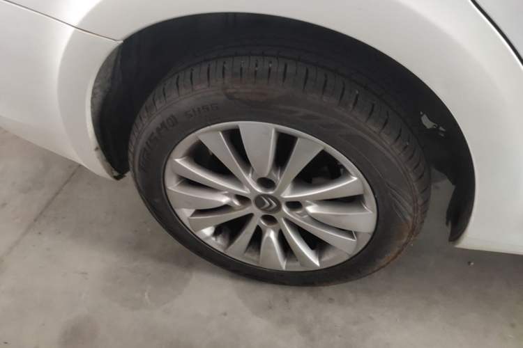 Used Citroen C-Quatre 2016 Classic Sedan 1.6L Manual - Premium Version Right Rear Wheel Hub