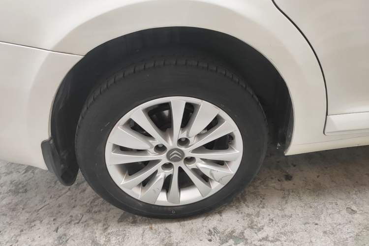 Used Citroen C-Quatre 2016 Classic Sedan 1.6L Automatic Prestige Model Right Rear Wheel Hub