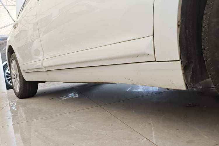Used Citroen C-Quatre 2016 Classic Sedan 1.6L Manual - Premium Version Right Side Sill
