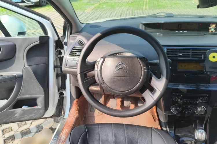 Used Citroen C-Quatre 2016 Classic Sedan 1.6L Manual - Premium Version Steering Wheel